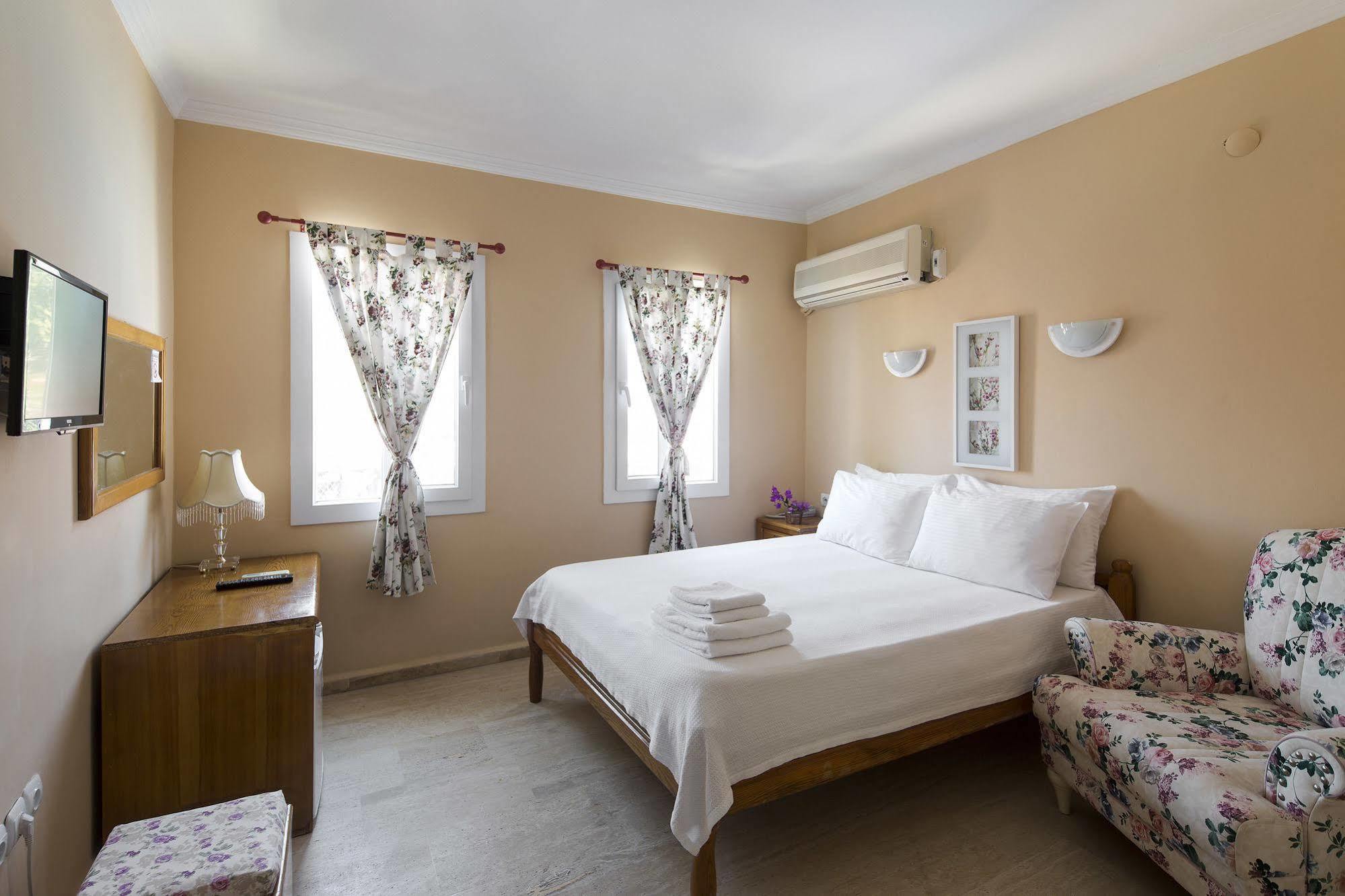 Istanbul Hotel Bodrum Тюркбюкю Екстер'єр фото