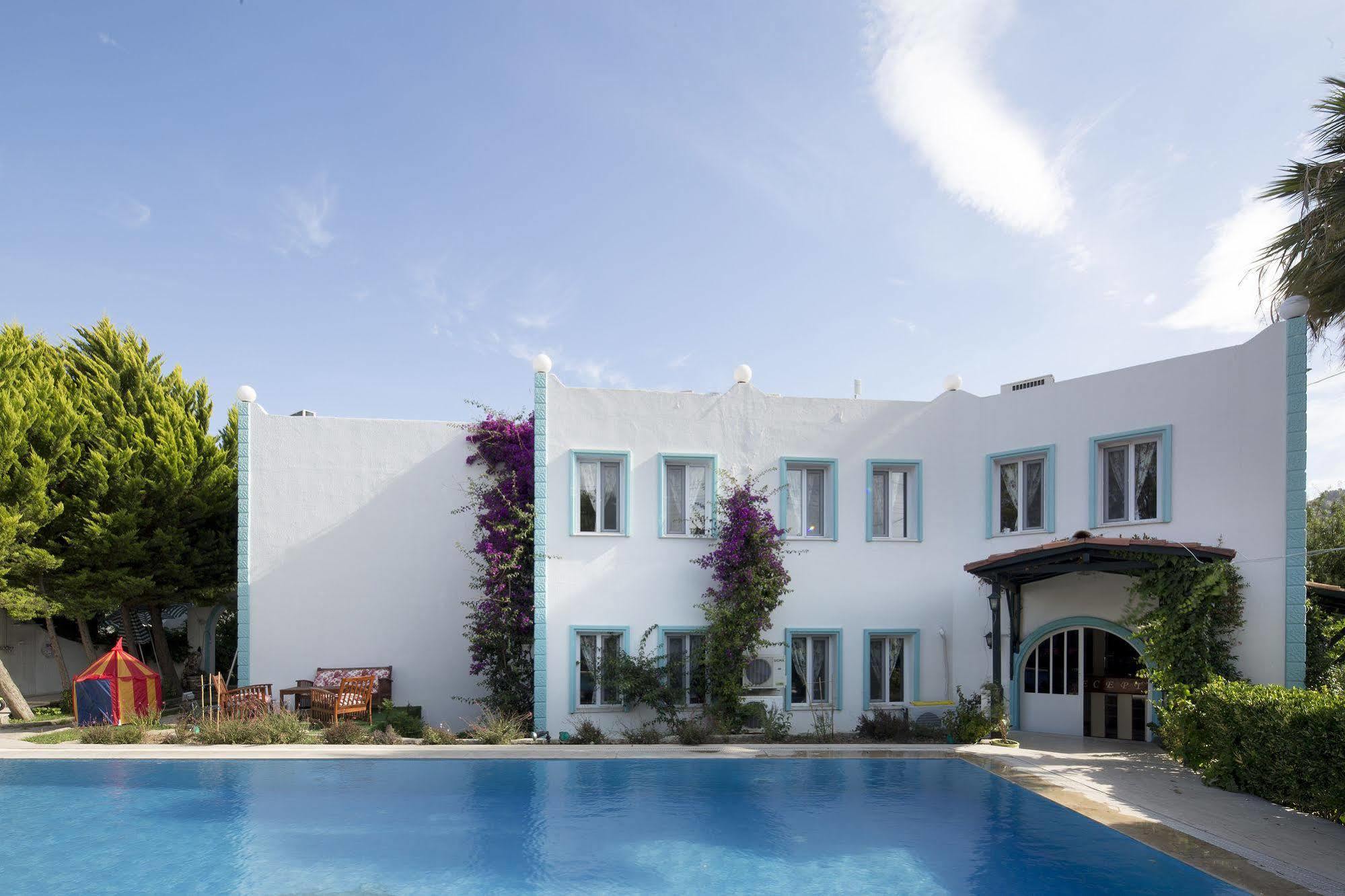 Istanbul Hotel Bodrum Тюркбюкю Екстер'єр фото