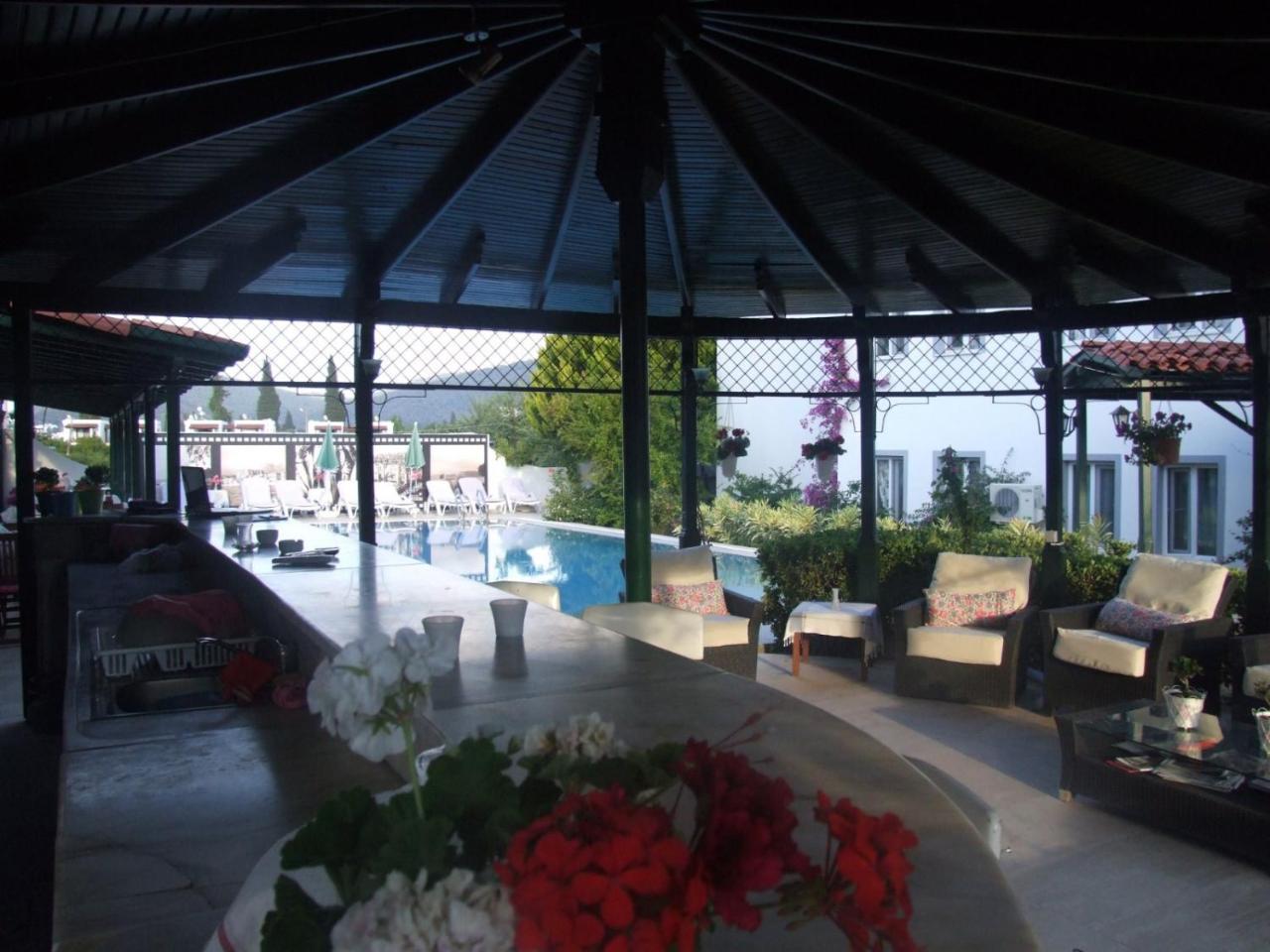 Istanbul Hotel Bodrum Тюркбюкю Екстер'єр фото